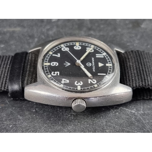 506 - A 1970s British military issue Hamilton 'W10' stainless steel manual wind wristwatch, 35mm, Ref. 6BB... 