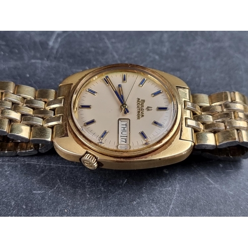 517 - A 1970s Bulova 'Accutron Day-date' gold plated electronic wristwatch, 35mm, Ref. 2182, Tuning Fork c... 