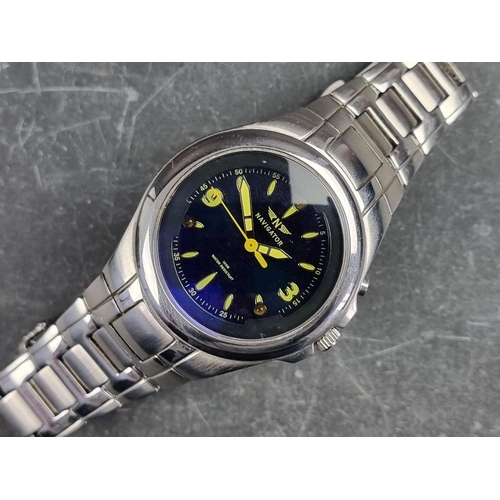 544 - A Navigator 'Zeon Tech' stainless steel quartz wristwatch, 41mm, Ref. Nil 4931, on original bracelet... 