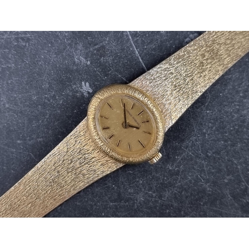 549 - A vintage Girard-Perregaux 18ct gold manual wind wristwatch, 22mm, Case ref. 946OHA, Serial No. 6719... 