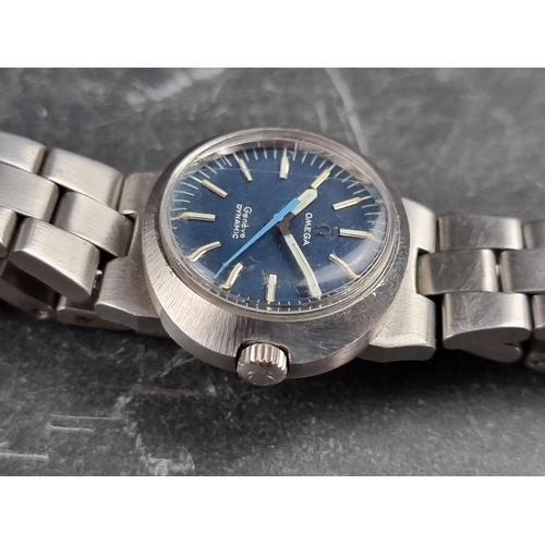 553 - A 1970s Omega 'Geneve Dynamic' stainless steel automatic ladies wristwatch, 29mm, on original bracel... 