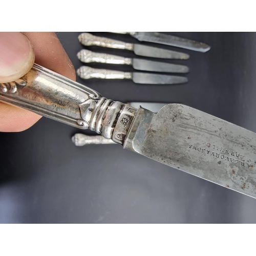 80 - A silver handled Queens's pattern  carving knife and matching fork; together with six similar silver... 