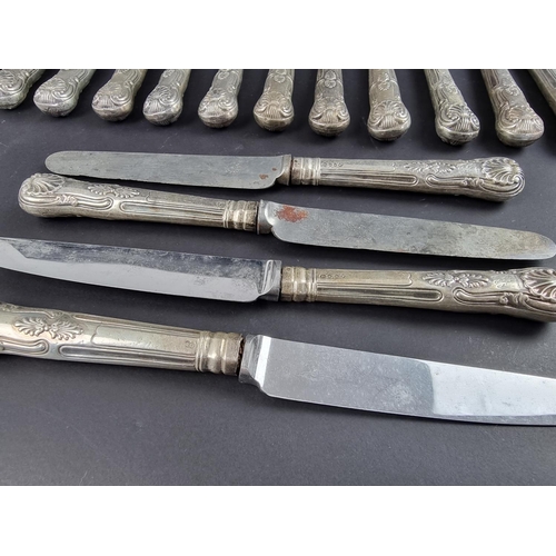 81 - Seventeen Victorian silver handled King's pattern dessert knives, by Chawner & Co, London 1845.... 