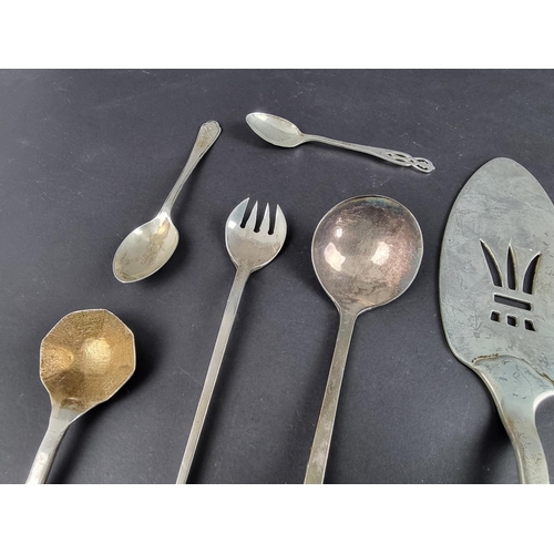 85 - A group of various silver, silver mounted, white metal and metal cutlery, 230g weighable.... 