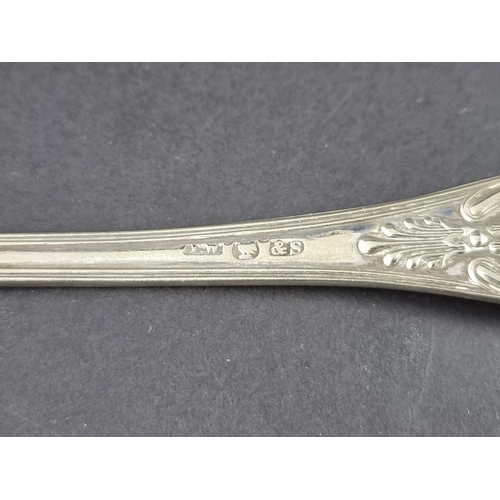 96 - A silver fiddle and thread pattern sifter spoon, having engraved garter crest to terminal, 50g; toge... 