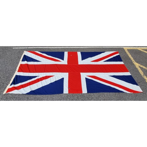 1800 - A large Union Flag, inscribed 'Chatham Dockyard Flag Loft Ltd', broad arrow and 571-4580, 8.Bdths 19... 