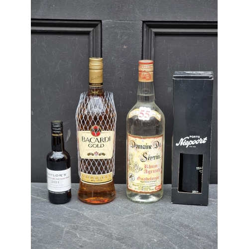 128 - A 75cl bottle of Niepoort 10 year old Tawny Port, in card box; together with a 1 litre bottle o... 