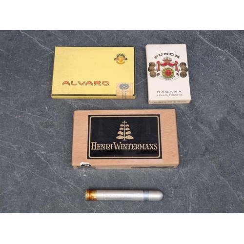 130 - Cigars: an old box of 25 Henri Wintermans 'Bouquet Half Coronas', sealed; together with a box of 5 P... 