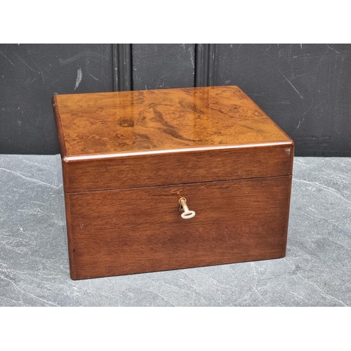 147 - A Dunhill walnut humidor, 25.5cm wide. 