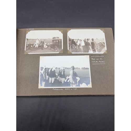 281 - PHOTOGRAPH ALBUMS: collection of 16 photograph albums and related, largely 19th-early 20thc, va... 