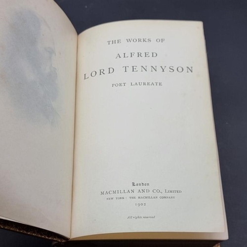 284 - BINDINGS: 'The Works of Alfred Lord Tennyson..': London, Macmillan, 1902: contemporary full bro... 