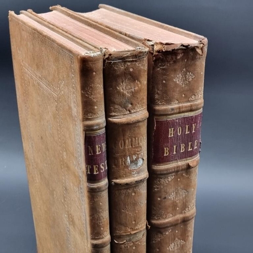 377 - BIBLE: 'The Holy Bible containing the Old and New Testaments..': Oxford, University Press, 1842... 