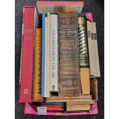 426 - MISCELLANEOUS BOOKS: quantity in one tray, mixed mostly large format publications to include an... 