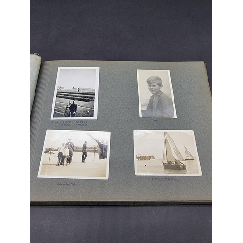 436 - PHOTOGRAPHS/POSTCARDS: mixed quantity in box, some in album, much loose, including several cabi... 