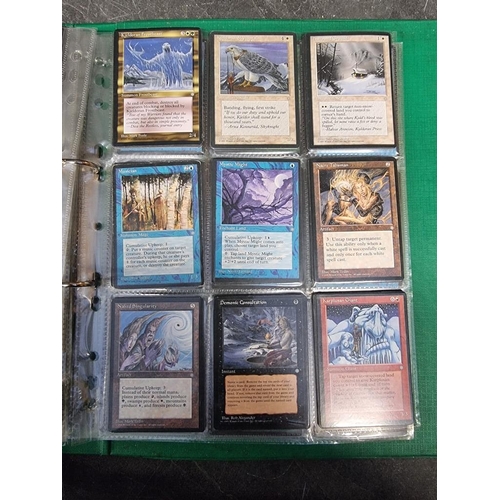 464 - MAGIC: The Gathering: collection of cards in album.