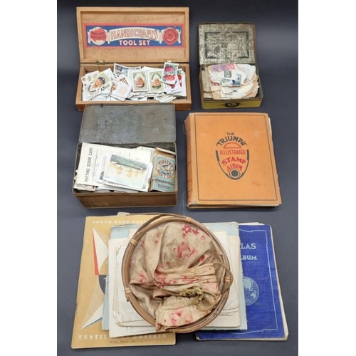 479 - CIGARETTE CARDS/STAMPS: quantity in small box. 