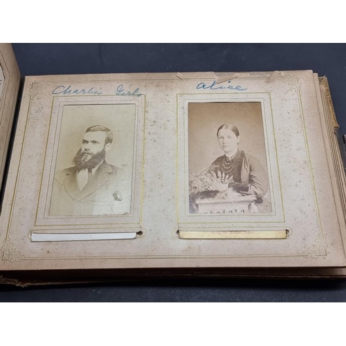 536 - CARTE DE VISITE: a quantity of carte de visite and cabinet cards, loose and in albums. (Tray)... 