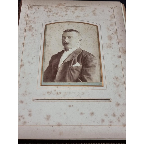 536 - CARTE DE VISITE: a quantity of carte de visite and cabinet cards, loose and in albums. (Tray)... 