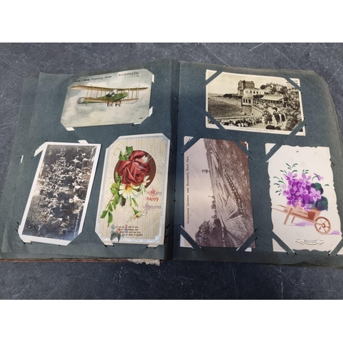 553 - POSTCARD ALBUMS: a group of 3 vintage albums, containing approx 400+ mixed postcards, largely topogr... 