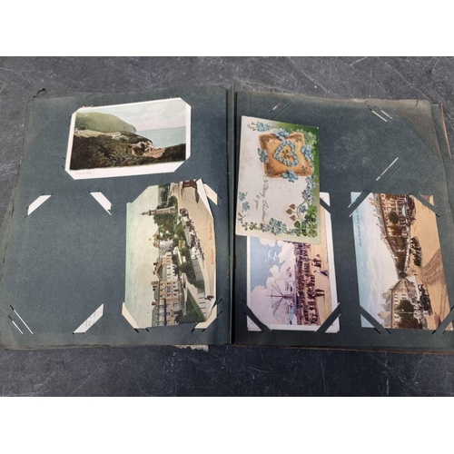 553 - POSTCARD ALBUMS: a group of 3 vintage albums, containing approx 400+ mixed postcards, largely topogr... 