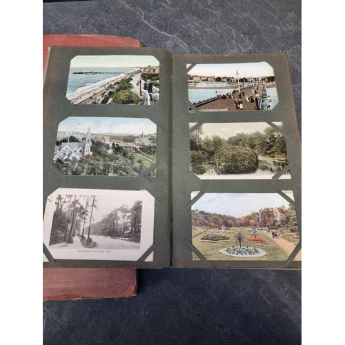 553 - POSTCARD ALBUMS: a group of 3 vintage albums, containing approx 400+ mixed postcards, largely topogr... 