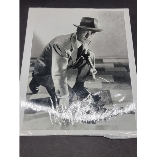 564 - FILM STARS: collection of approx 45 reproduction b&w photographs, film stars c.1940s-70s, e... 