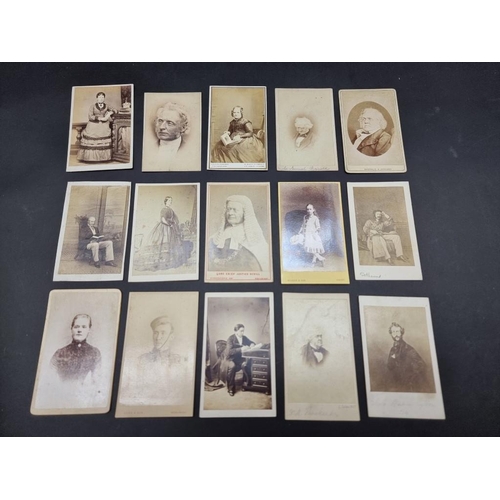 569 - CARTE DE VISITE: collection of approx 140 carte de visite, plus a few cabinet cards and other p... 