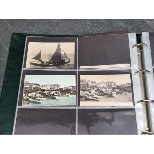 623 - POSTCARDS: WORTHING & LANCING: a good collection of approx 700 postcards, housed in 4 moder... 