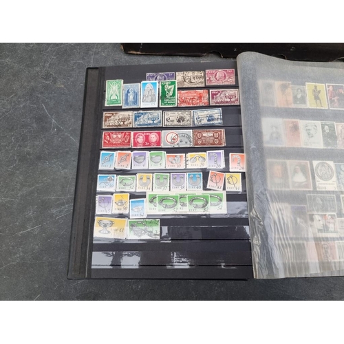 639 - STAMPS: mixed selection housed in 10 albums and box. (Tray)