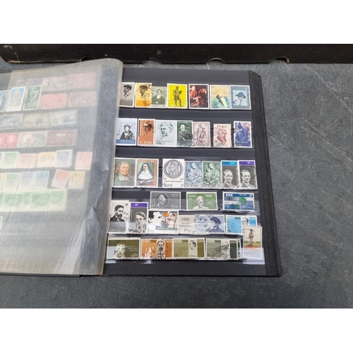 639 - STAMPS: mixed selection housed in 10 albums and box. (Tray)