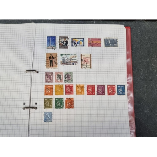 639 - STAMPS: mixed selection housed in 10 albums and box. (Tray)