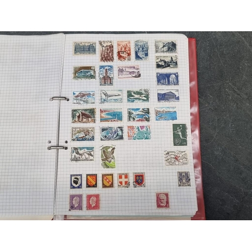 639 - STAMPS: mixed selection housed in 10 albums and box. (Tray)