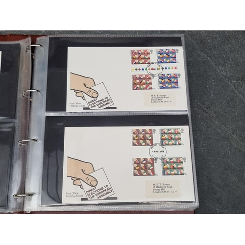 640 - FIRST DAY COVERS: a collection, housed in 4 albums. (Box)