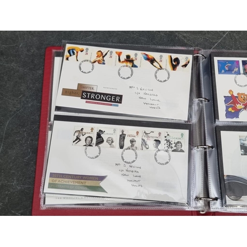 640 - FIRST DAY COVERS: a collection, housed in 4 albums. (Box)