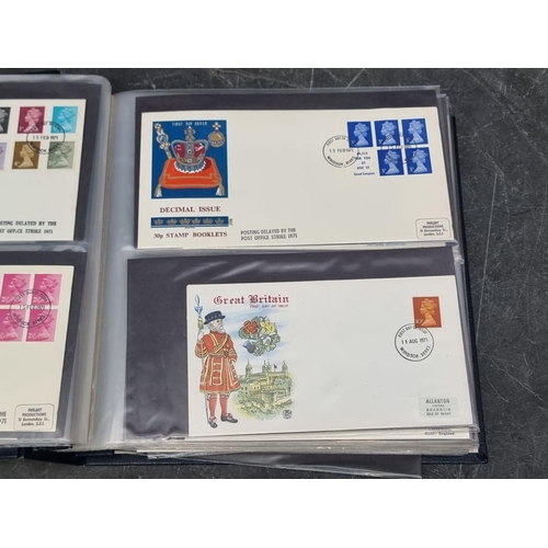 644 - FIRST DAY COVERS: a collection in 3 albums.