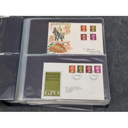 644 - FIRST DAY COVERS: a collection in 3 albums.