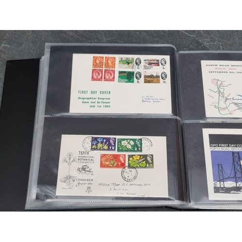 644 - FIRST DAY COVERS: a collection in 3 albums.