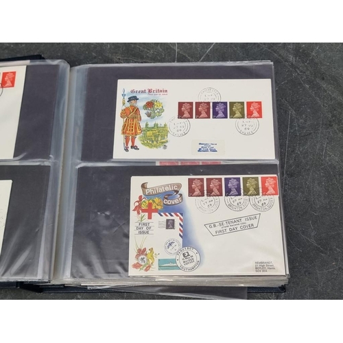 644 - FIRST DAY COVERS: a collection in 3 albums.