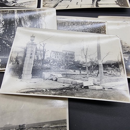 207 - TOKYO EARTHQUAKE: group of 27 postcard-size b&w photographs of the Great Tokyo Earthquake 1923, ... 