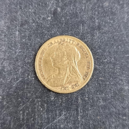 522 - Coins: a Victoria 1899 gold half sovereign.