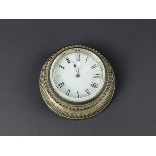 1429 - A small vintage nickel plated desk clock, 7.1cm diameter.