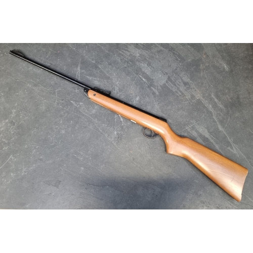 289 - A 1970s BSA Meteor Mark IV break barrel 0.22 cal air rifle, serial No.TG95024.