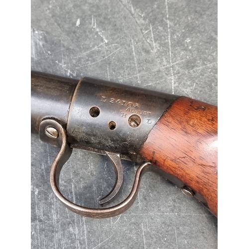 293 - A pre-war BSA Light Pattern Standard 0.177 cal air rifle, serial No.L24105.