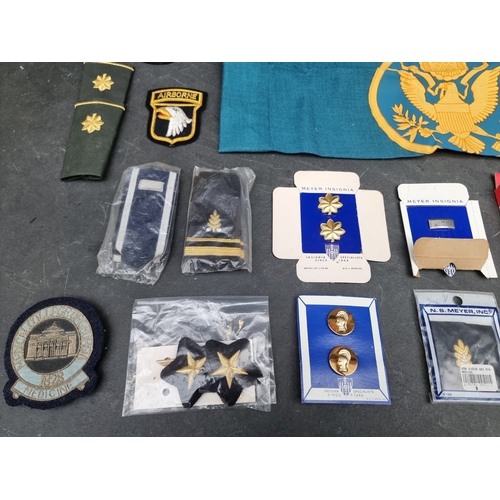 69 - Medals: a cased 1990s US army Medal of Honour; together with other medals and military items.... 