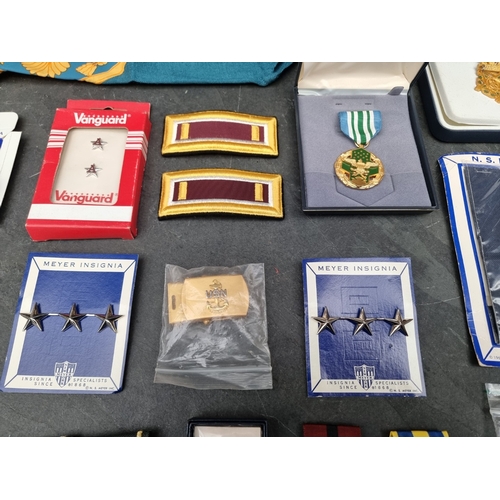 69 - Medals: a cased 1990s US army Medal of Honour; together with other medals and military items.... 