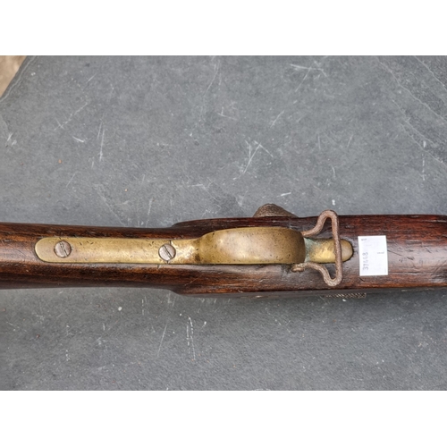 75 - A 19th century British Snider 3 band Enfield percussion rifle, with Birmingham proof marks, overall ... 