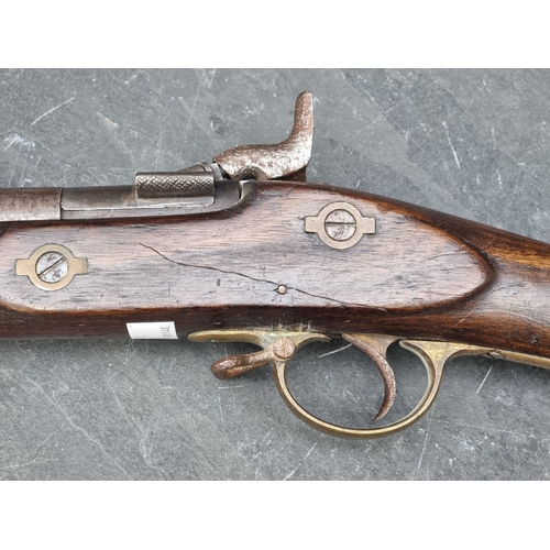 75 - A 19th century British Snider 3 band Enfield percussion rifle, with Birmingham proof marks, overall ... 