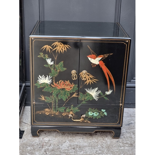 1005 - A reproduction chinoiserie side cabinet, 76cm wide; together with another similar smaller example, 5... 