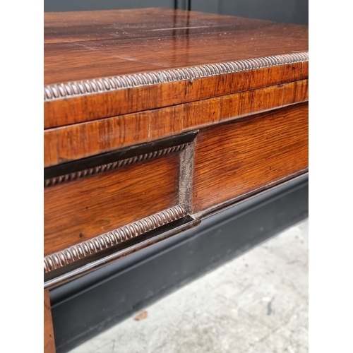 1042 - A George IV rosewood pedestal card table, 91cm wide.