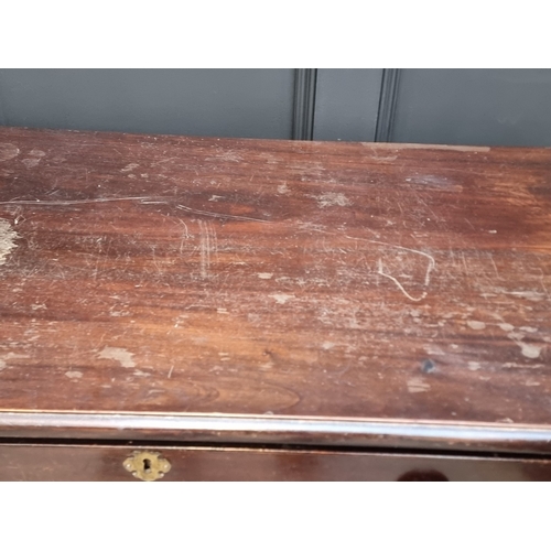 1057 - A 19th century mahogany chest of drawers, 110.5cm wide.